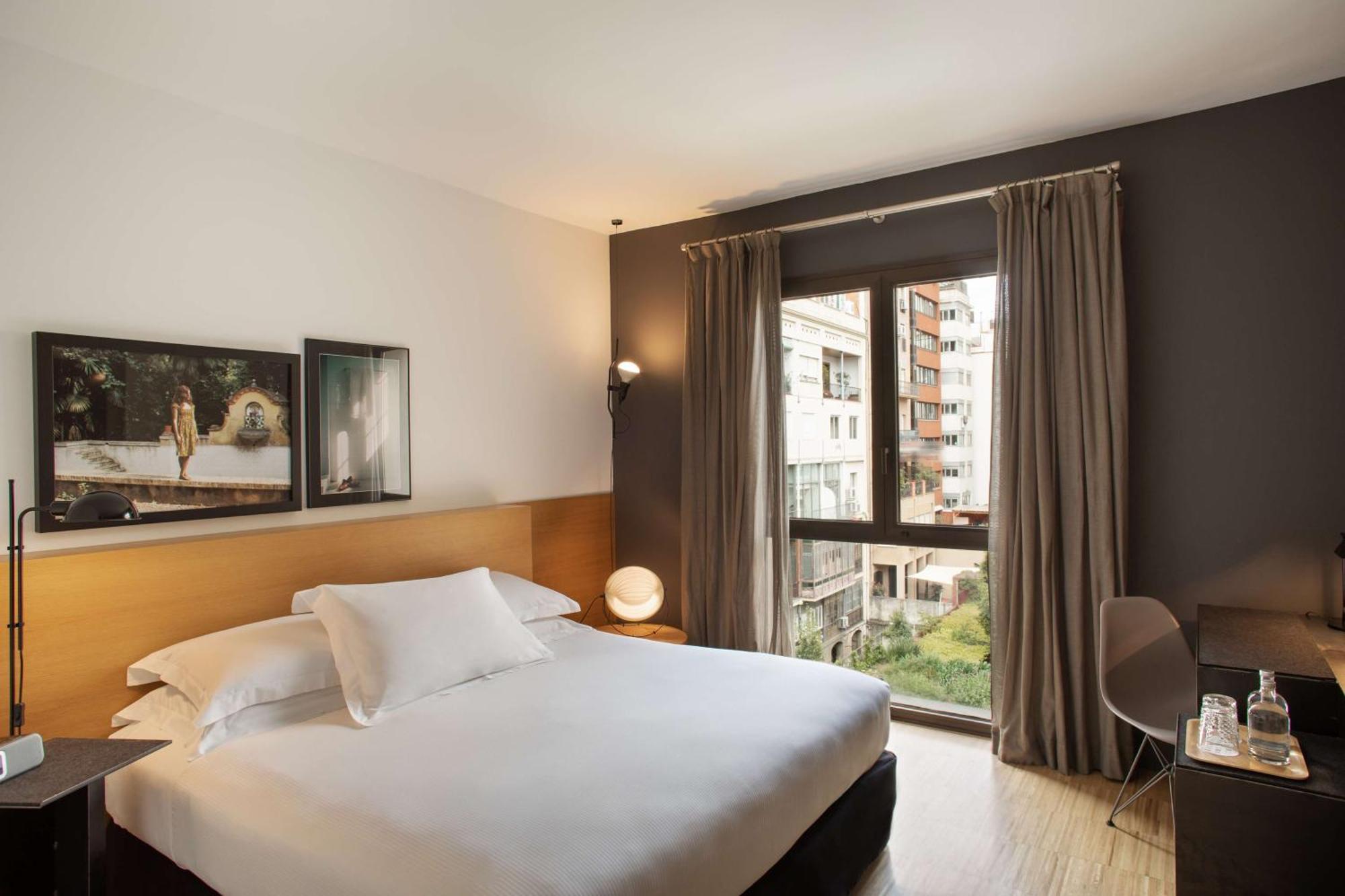 Alexandra Barcelona Hotel, Curio Collection by Hilton Exterior foto